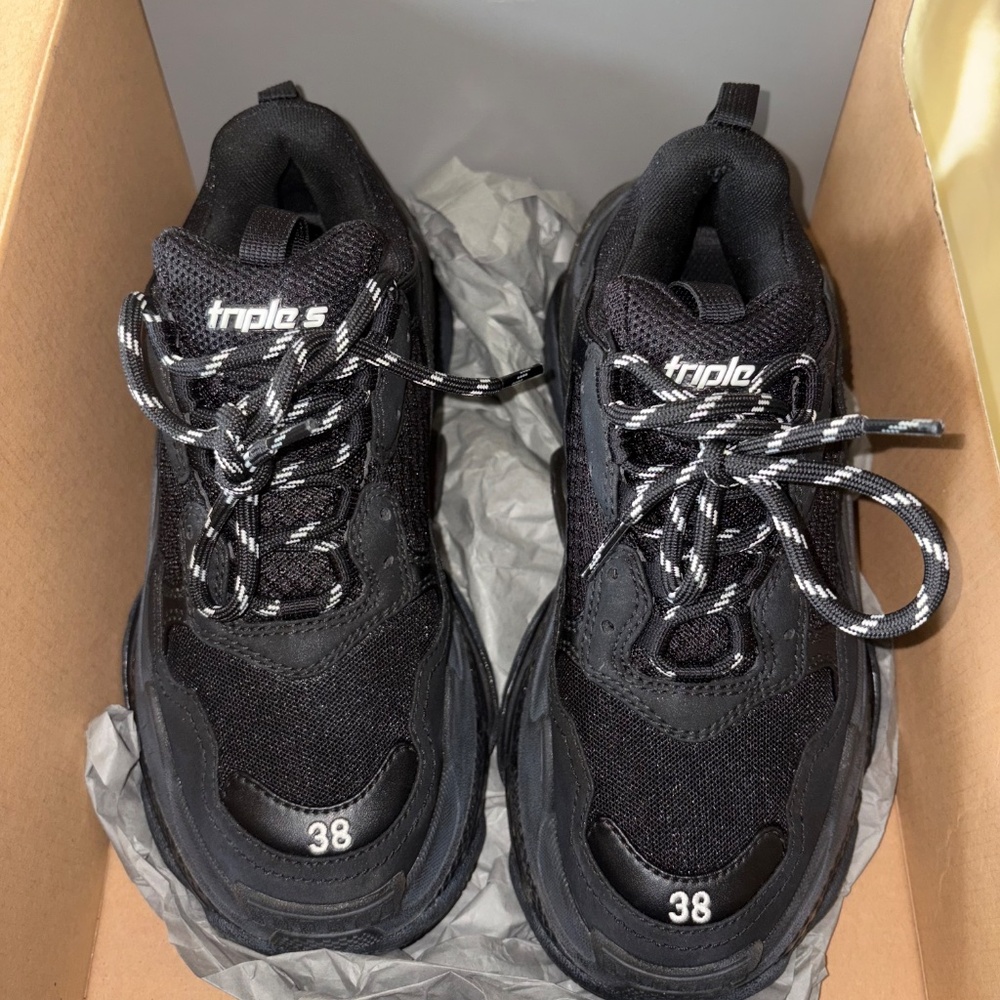 Balenciaga triple s clear sole sneaker (black) - Picture 5 of 6
